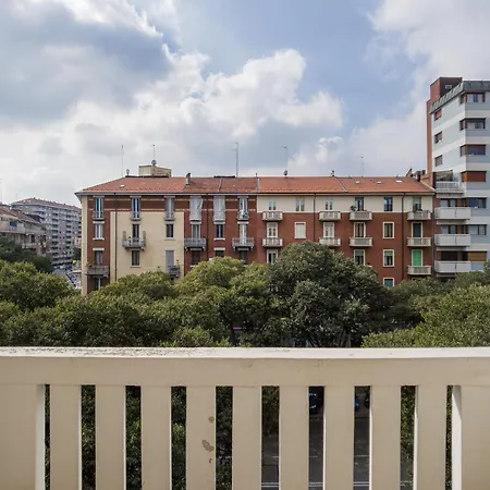 Residenza Peschiera - Street Parking & Metro Turin
