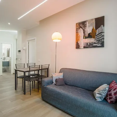 Residenza Peschiera - Street Parking & Metro شقة